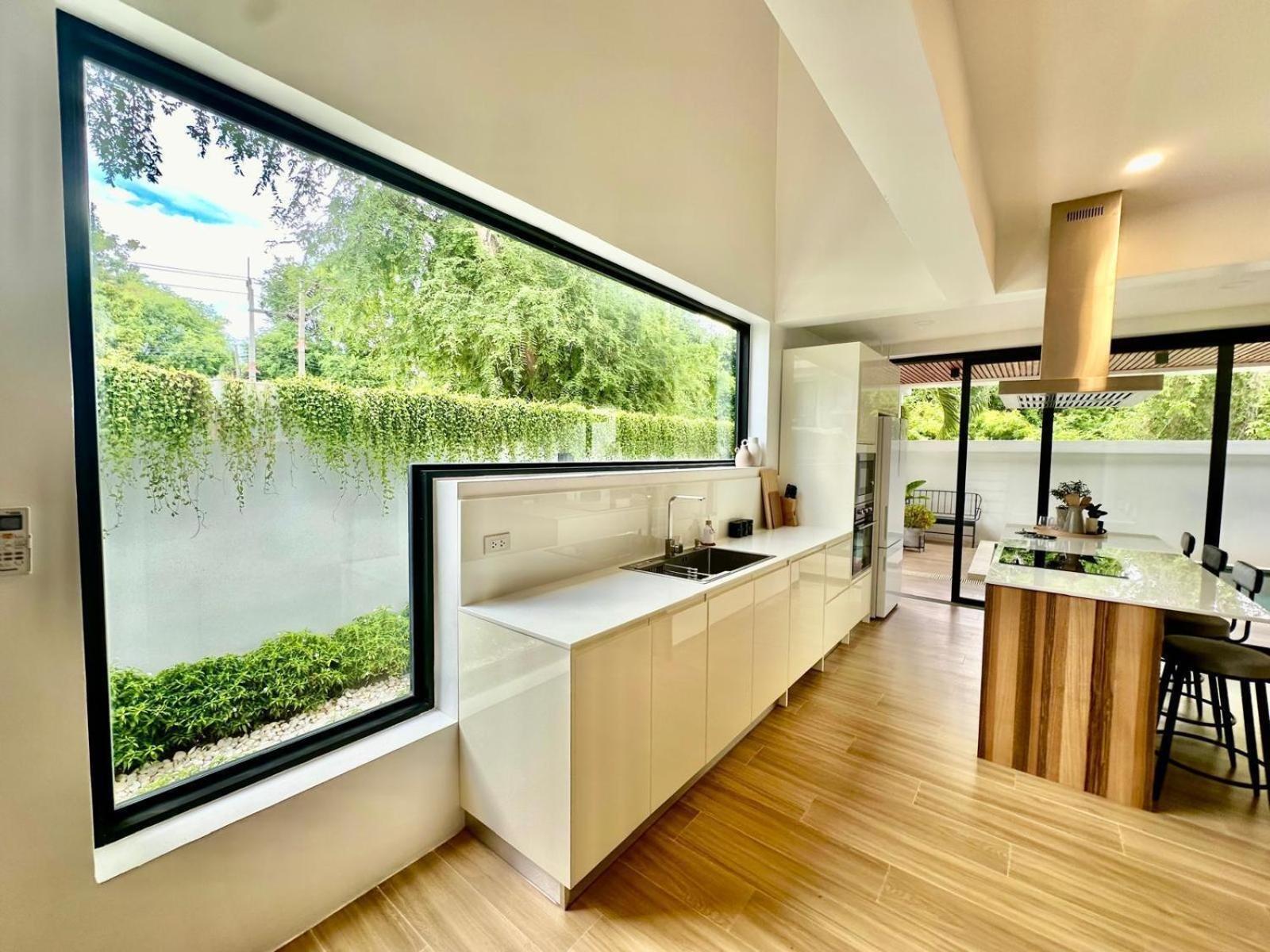 Brand New 3 Bedrooms Villa Koh Samui