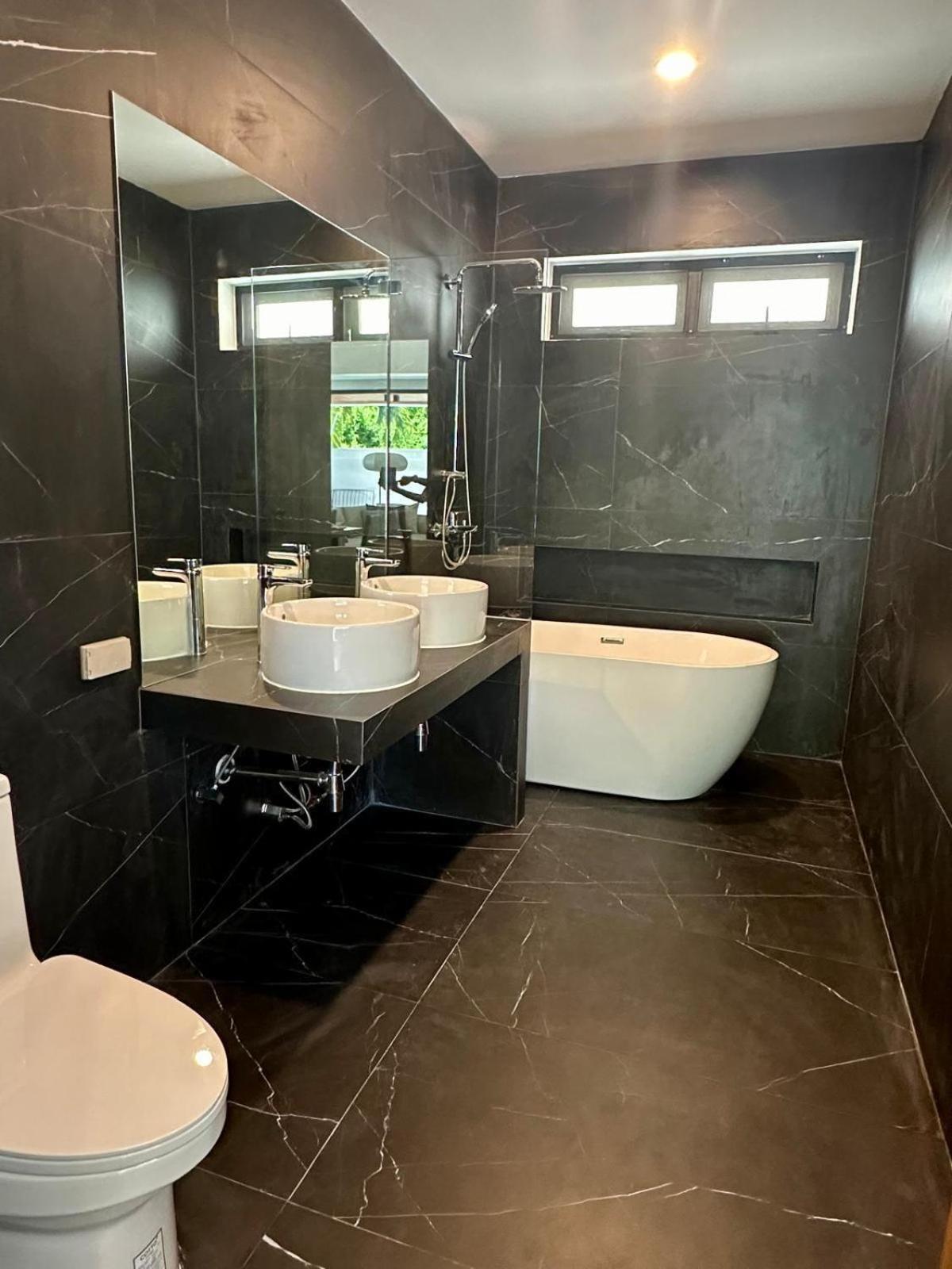 Brand New 3 Bedrooms * Koh Samui